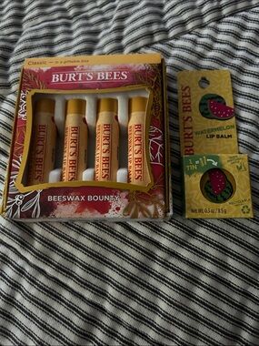 Burt's Bees Lip Balm Gift Set